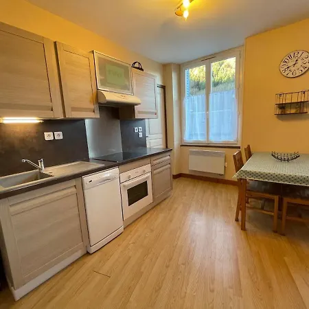 Le Bois Joli 3, 2 Etoiles, Wifi Et Parking, Animaux Bienvenus * Le Mont-Dore
